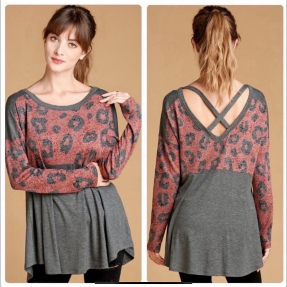 CHEETAH PRINT TOP - Picture 3 of 4